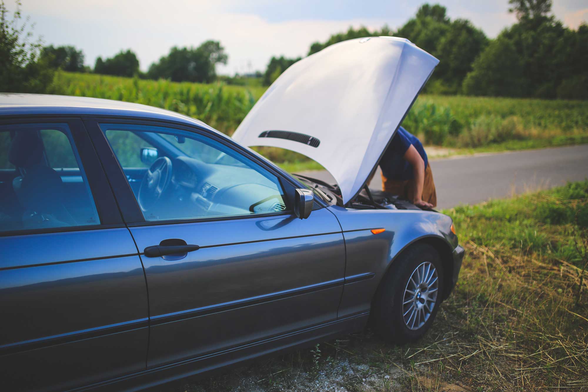 What Do You Do If Your Car Breaks Down On the Road?